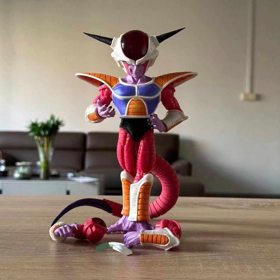 In Voorraad Anime Dragon Ball  - Model Kit Frieza recensie en prijs