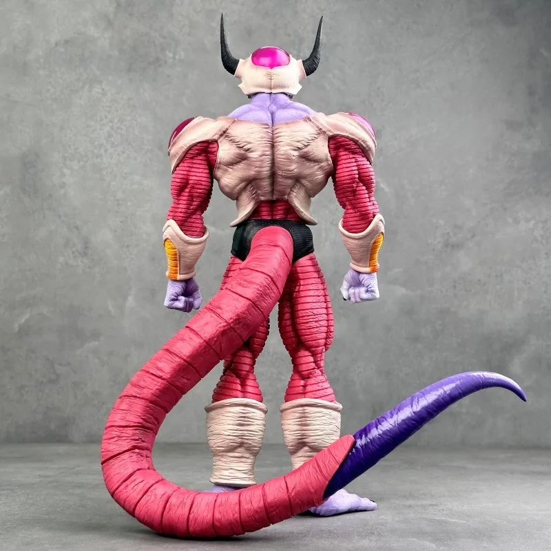 35.5 cm Dragon Ball Z Frieza A - Model Kit Frieza recensie en prijs