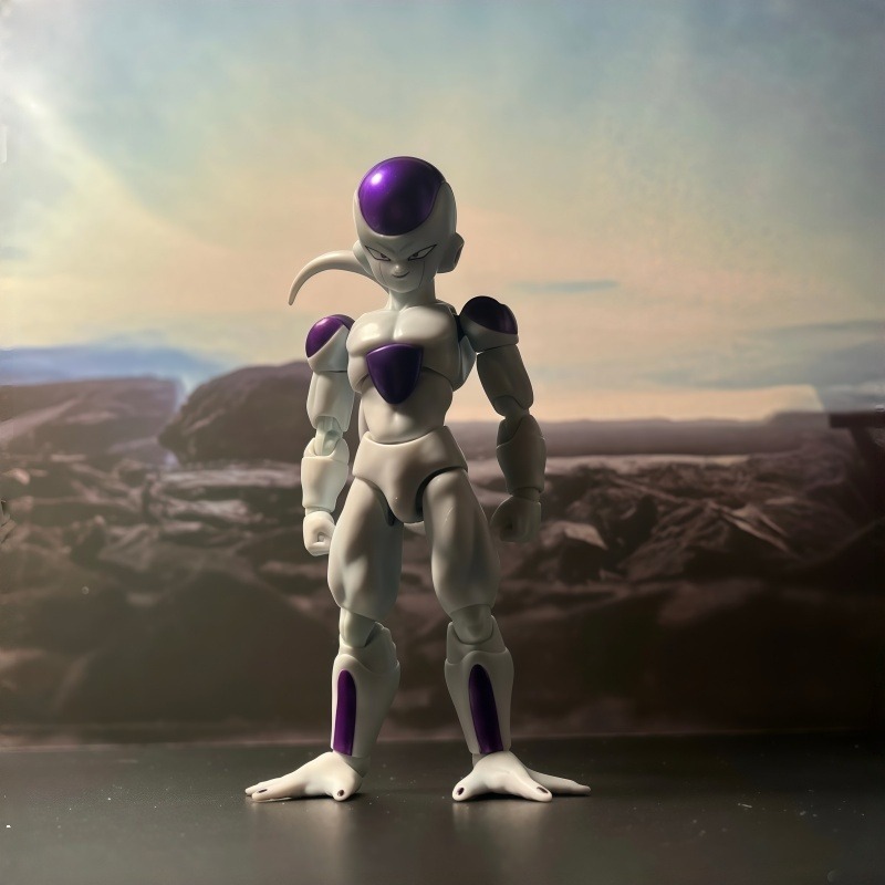 Originele Bandai S.H.Figuarts  - Model Kit Frieza recensie en prijs